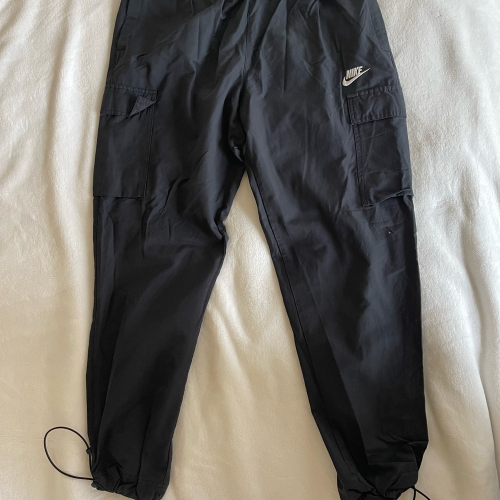 Nike Unisex Dark Cargo Pants